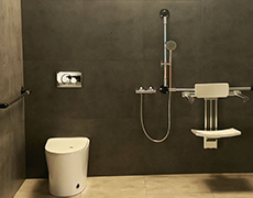 Renovación de baño accesible Renovación de baño accesible